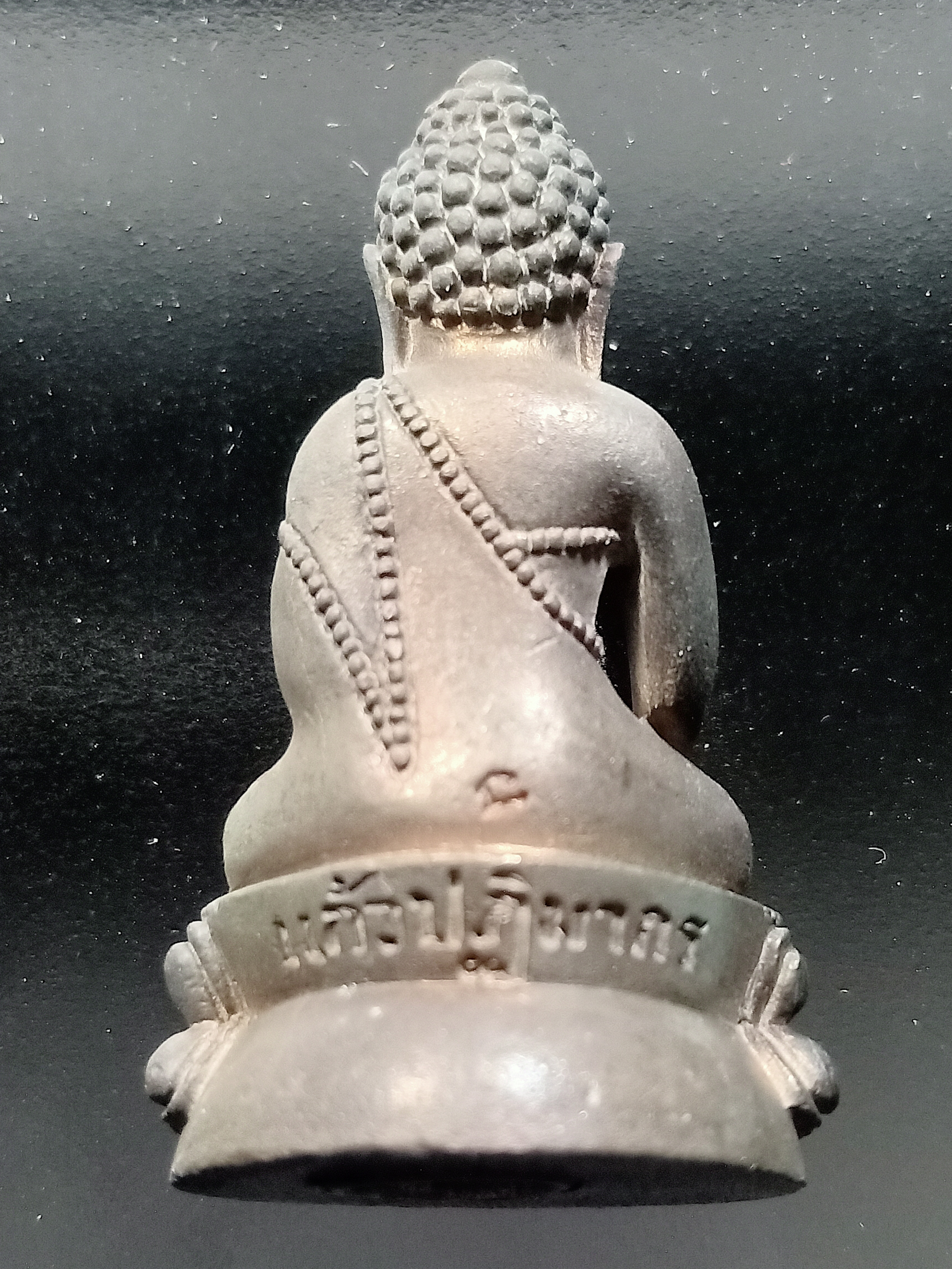 ด้านหลัง